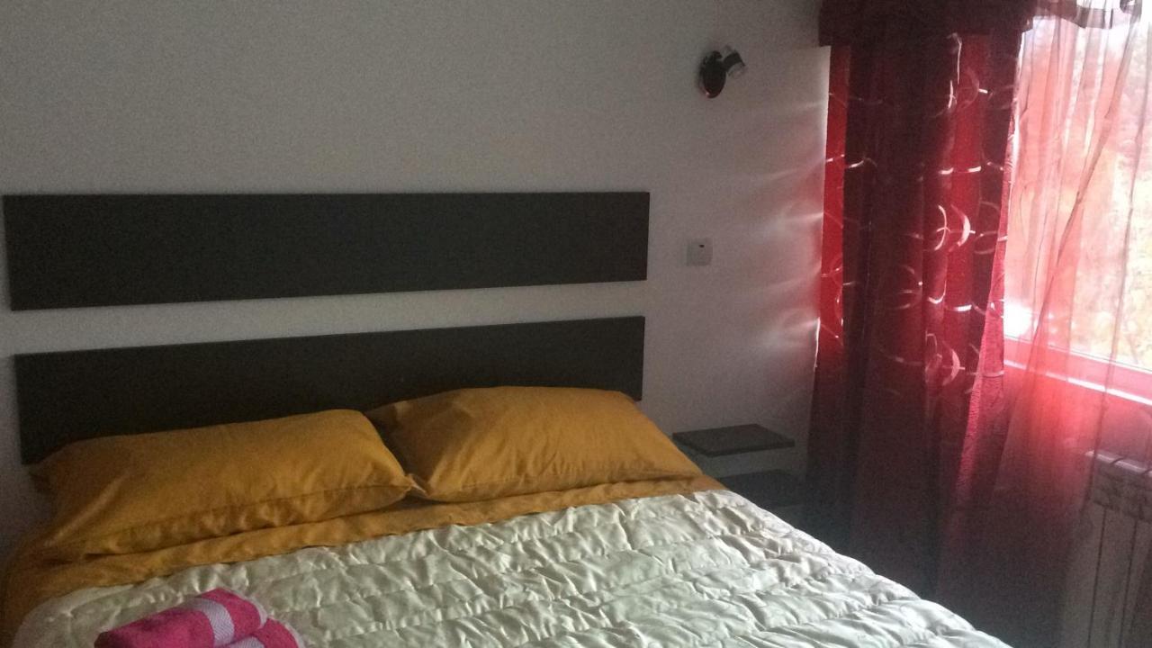 Busteni House Екстер'єр фото